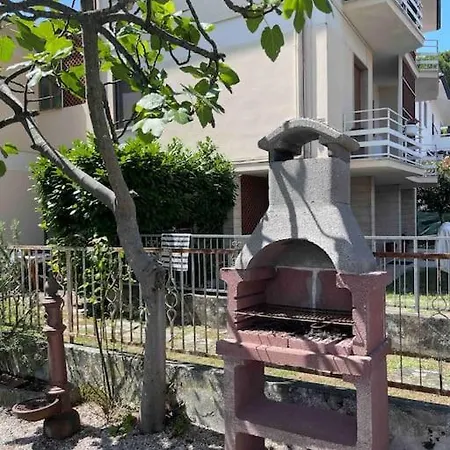 Luminosa Casa Con Posto Auto In Versilia A 5 Min Dal Mare * Camaiore